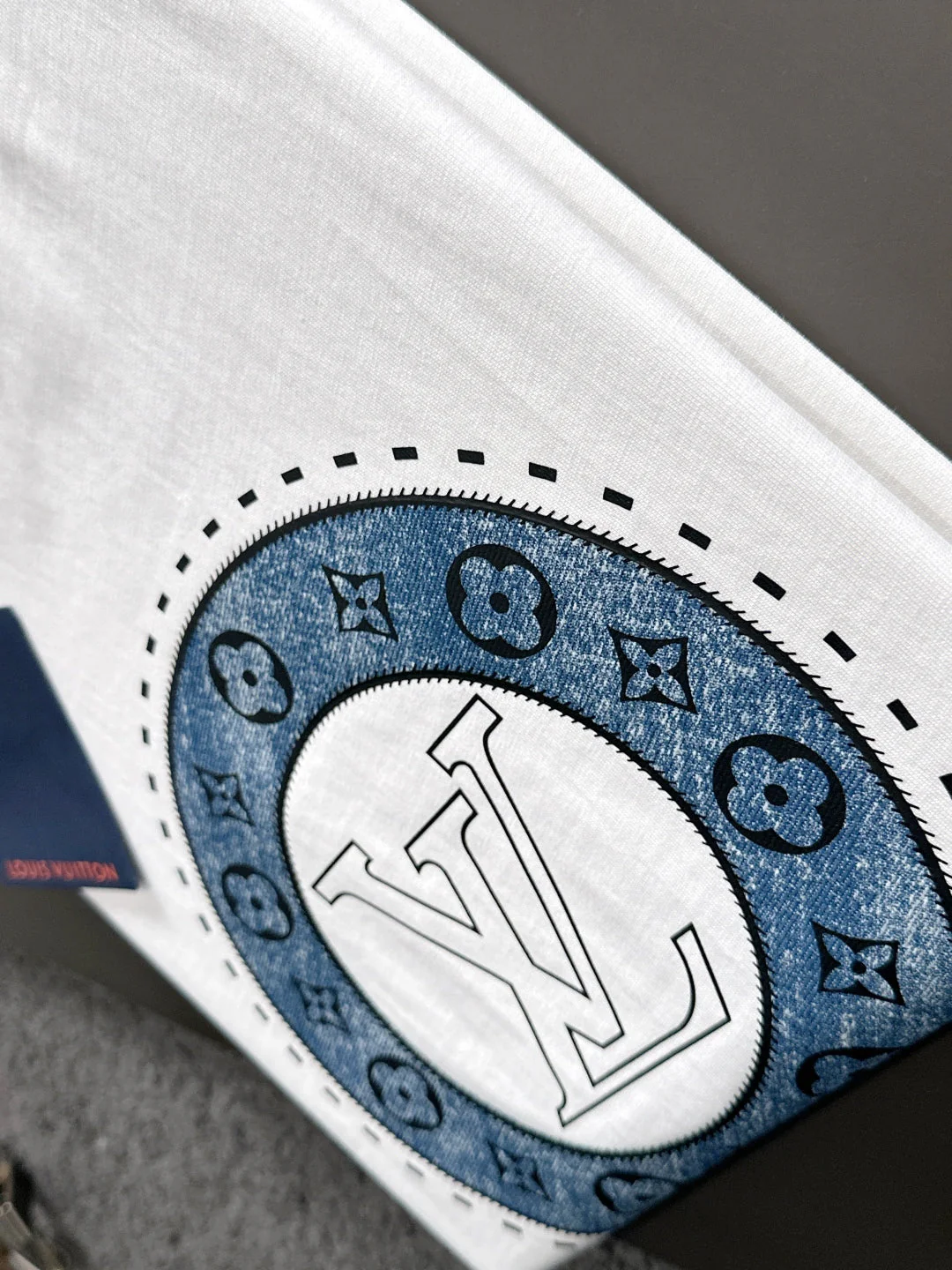 2 color fashion t shirt 2 color fashion t shirt