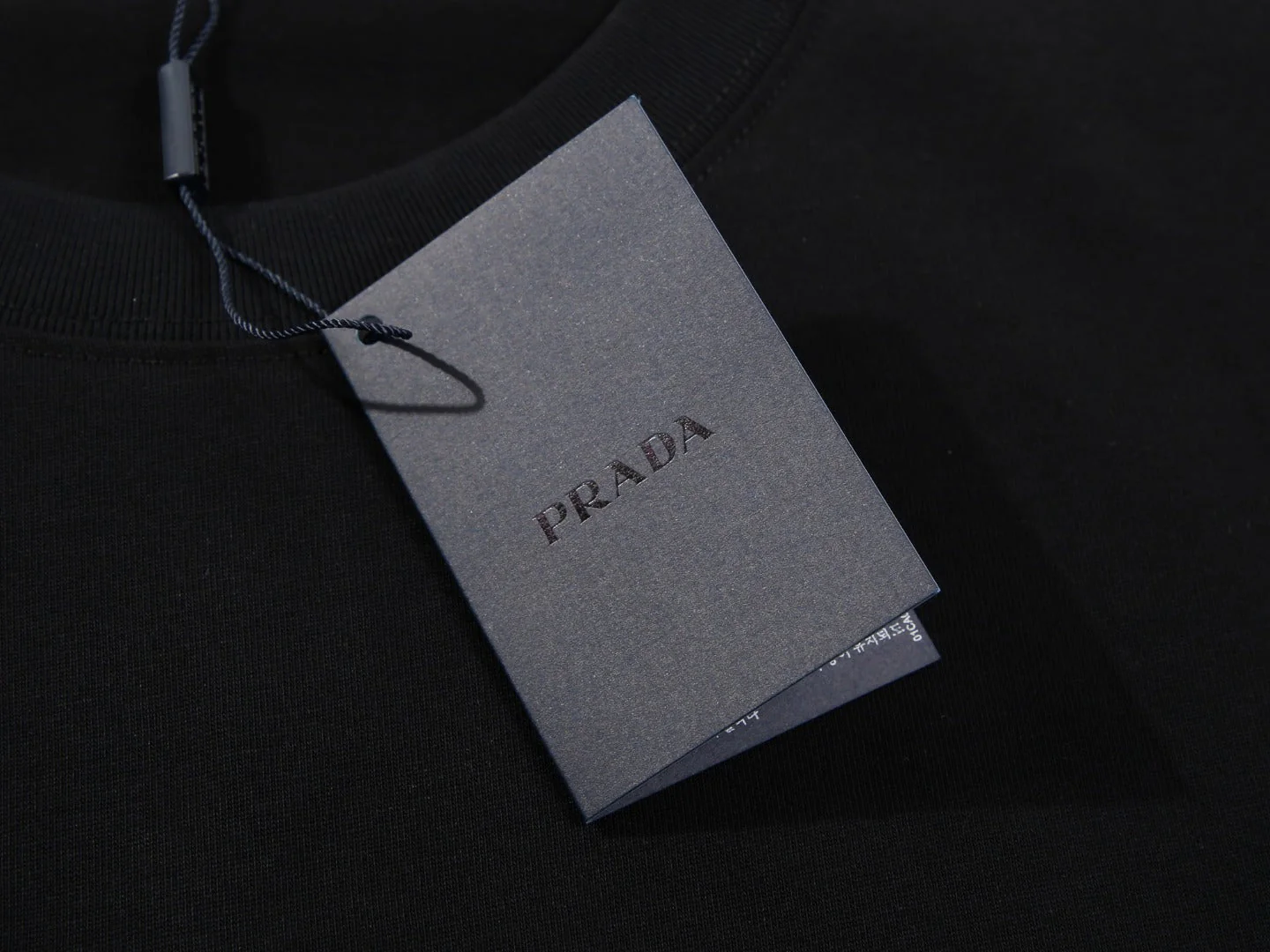 zip pocket cotton t shirt zip pocket cotton t shirt