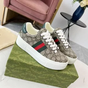 Trainer Sneaker import placeholder for 25579