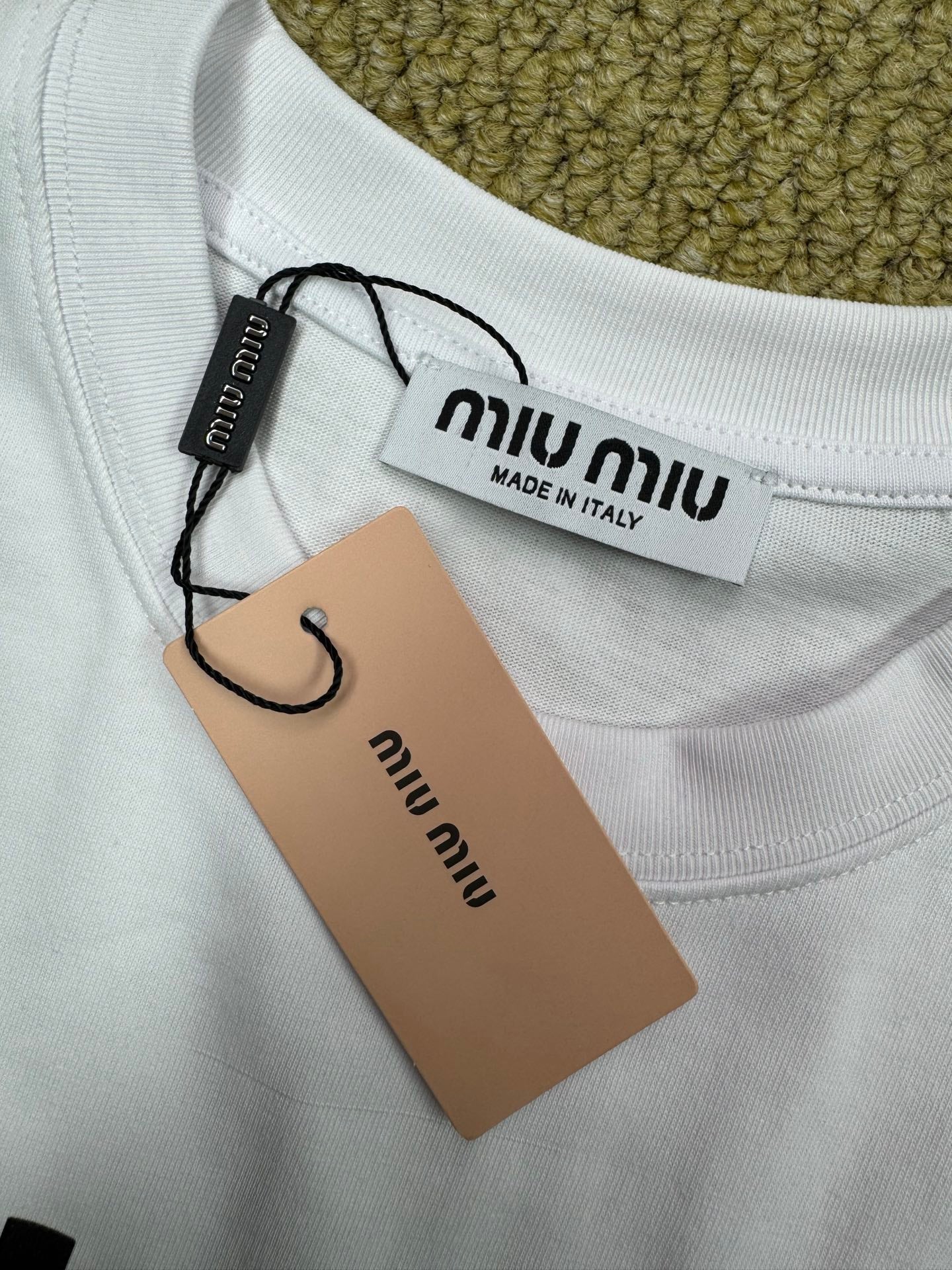 2 color fashion t shirt 1994 2 color fashion t shirt 1994