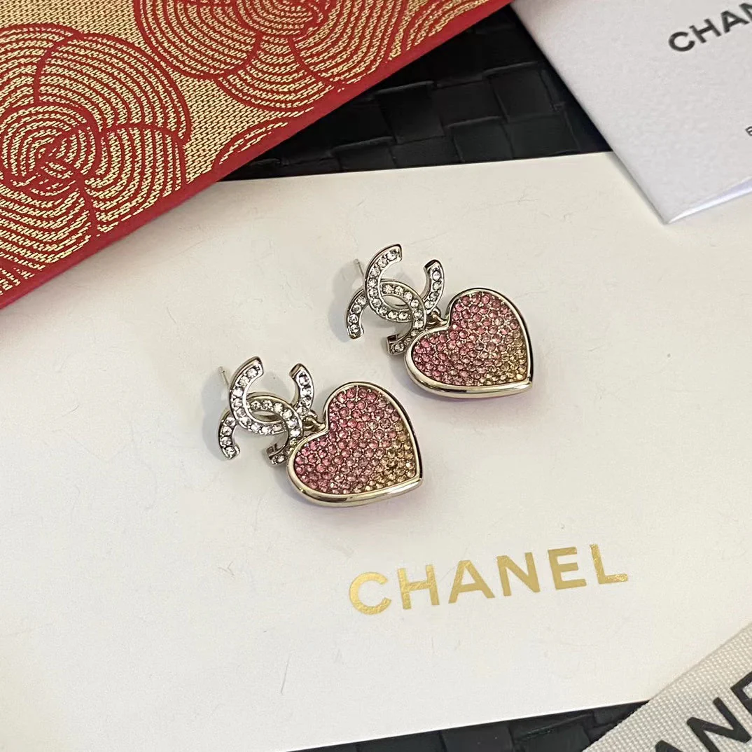 elegant diamond heart earrings elegant diamond heart earrings