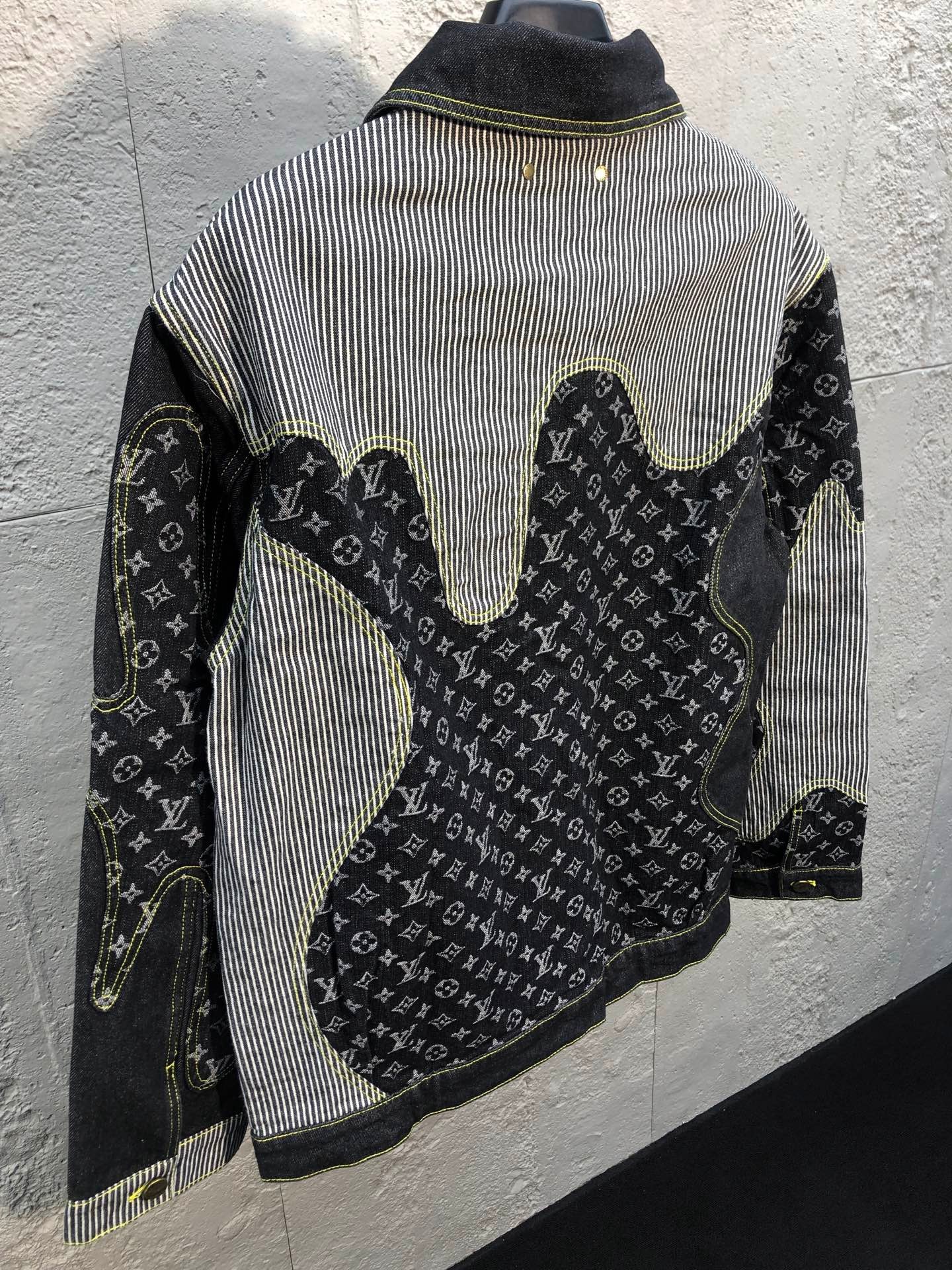 letter 1 color fashion coat 091806 letter 1 color fashion coat 091806
