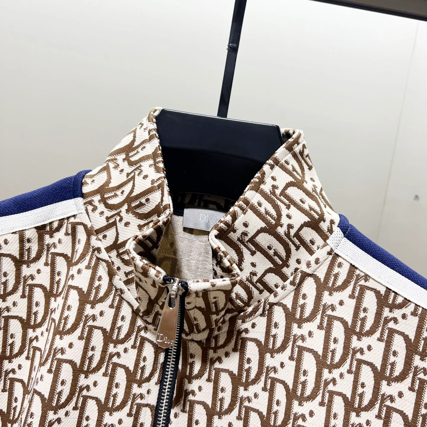 letter 1 color fashion coat 091810 letter 1 color fashion coat 091810